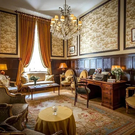 Relais & Chateaux Heritage 5*